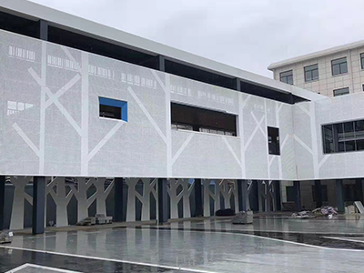 ���̰���